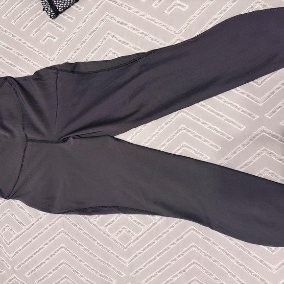 Lululemon wunder under hi rise tight 25” full on luxtreme - Picture 4 of 4